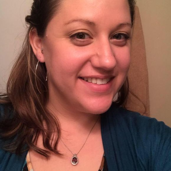 Meet your Posher, Natalie - Picture 1 of 2